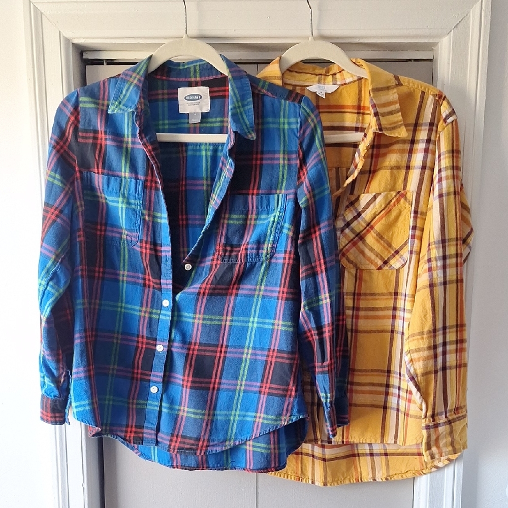 Lot of 2 Womens Flannels